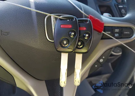 2010 Honda Insight Ex z USA, uszkodzony, nr VIN JHMZE2H72AS009258